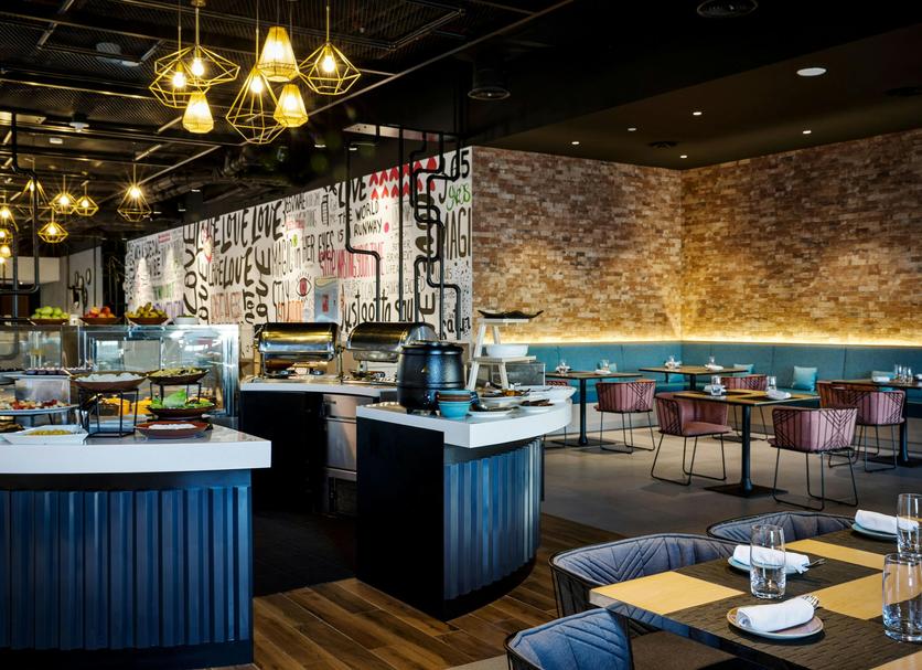 Restaurant Photo