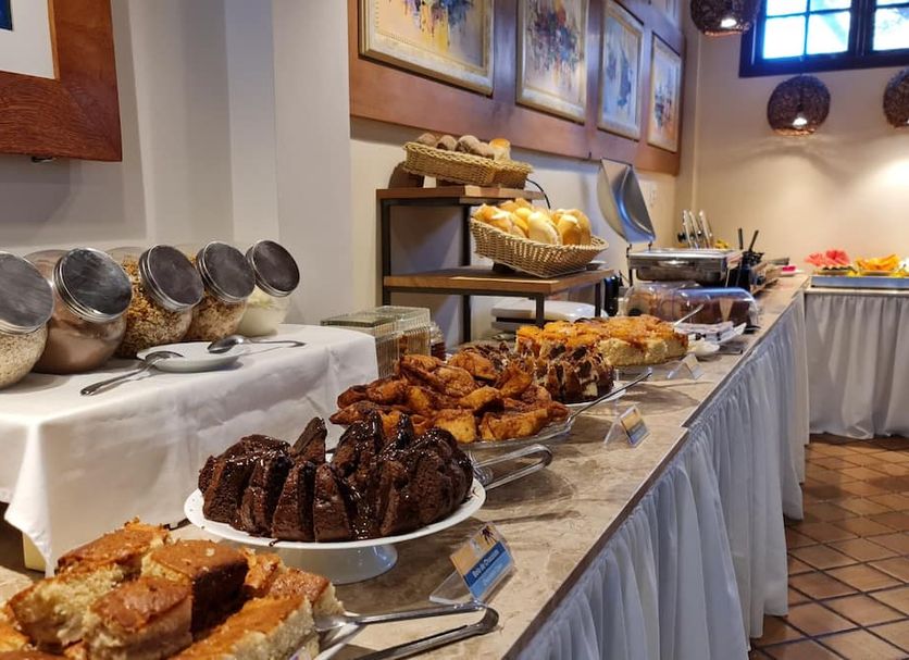 Buffet Photo