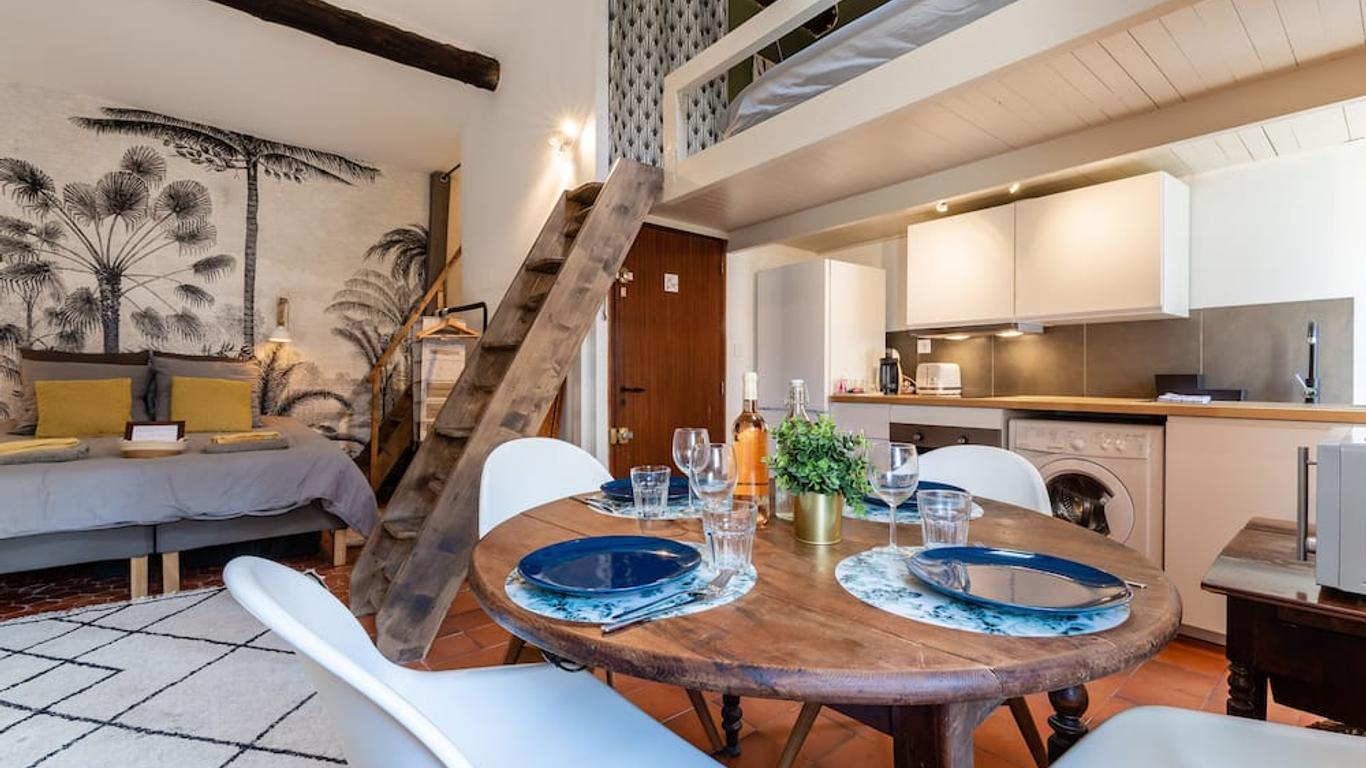 Le Panier Enchanté - Suites & Loft - Terrasse Et Patio Au Dessus Du Vieux Port