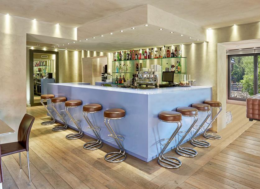Bar Photo