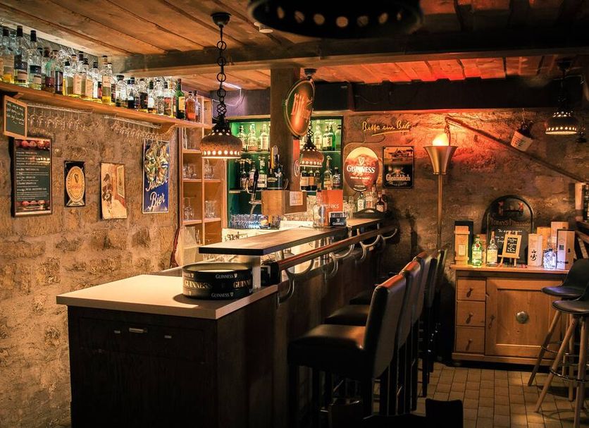 Bar Photo