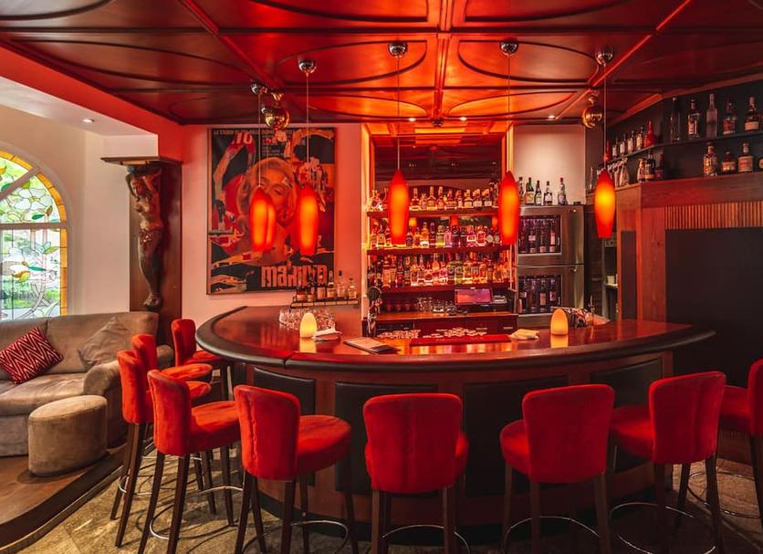 Bar Photo