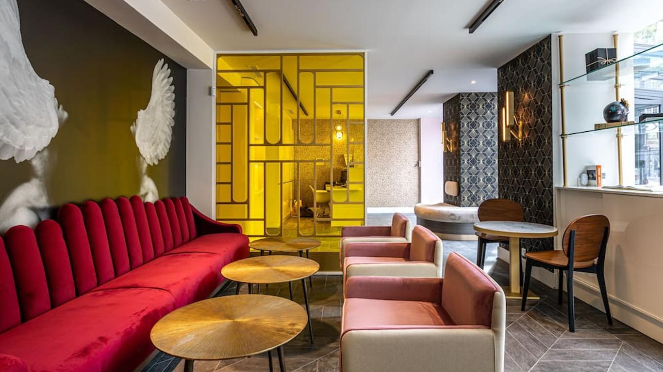 Hotel Nude Paris - Color Vision