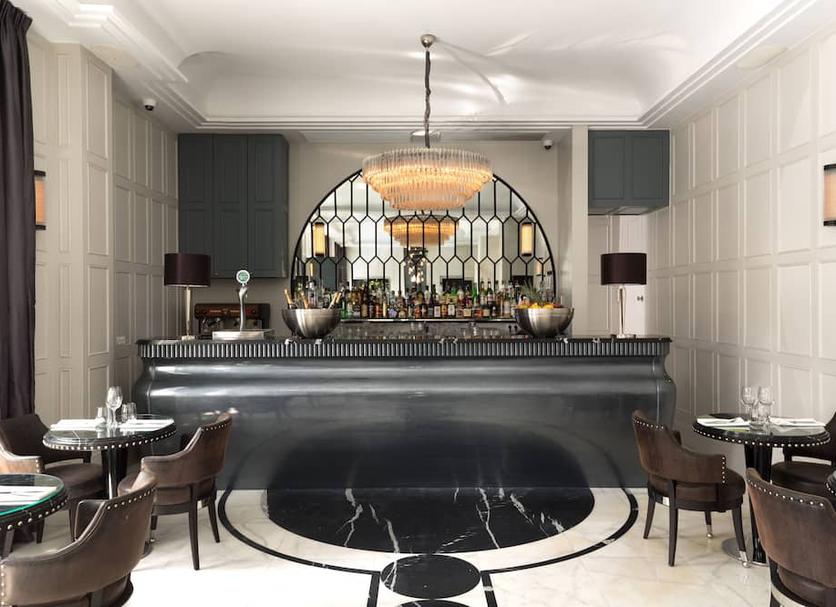 Bar Photo