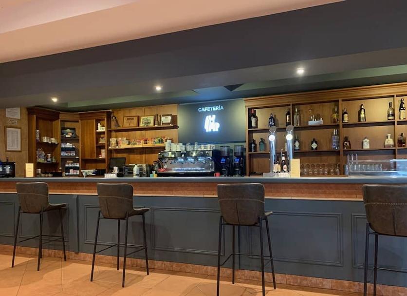Bar Photo