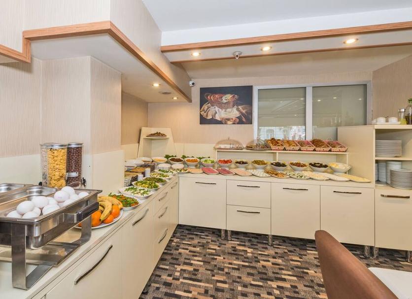 Buffet Photo