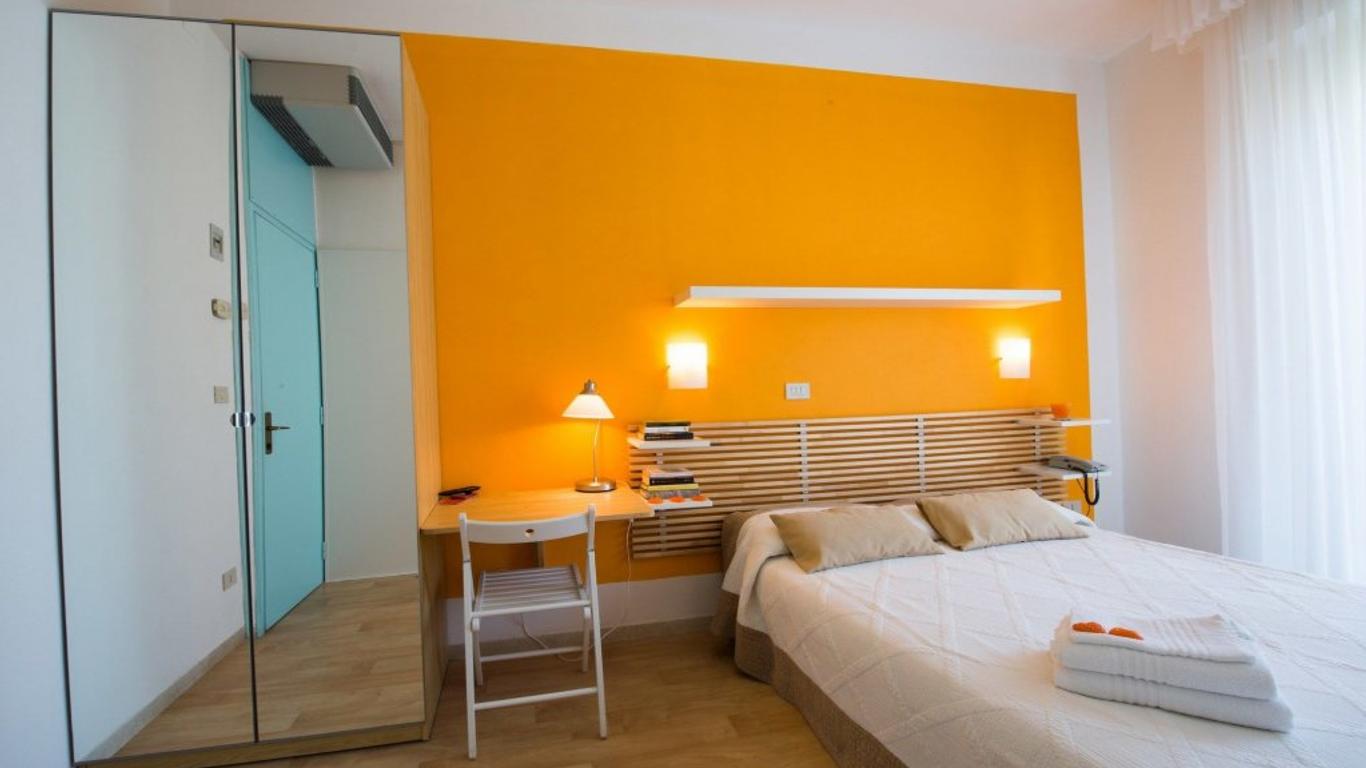 Hotel Nizza Frontemare Superior 3 Stelle