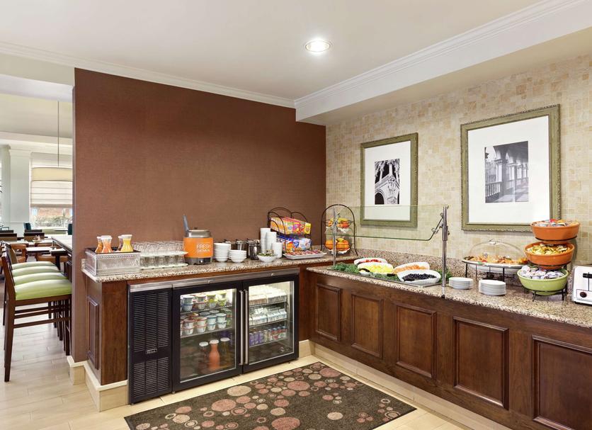 Buffet Photo
