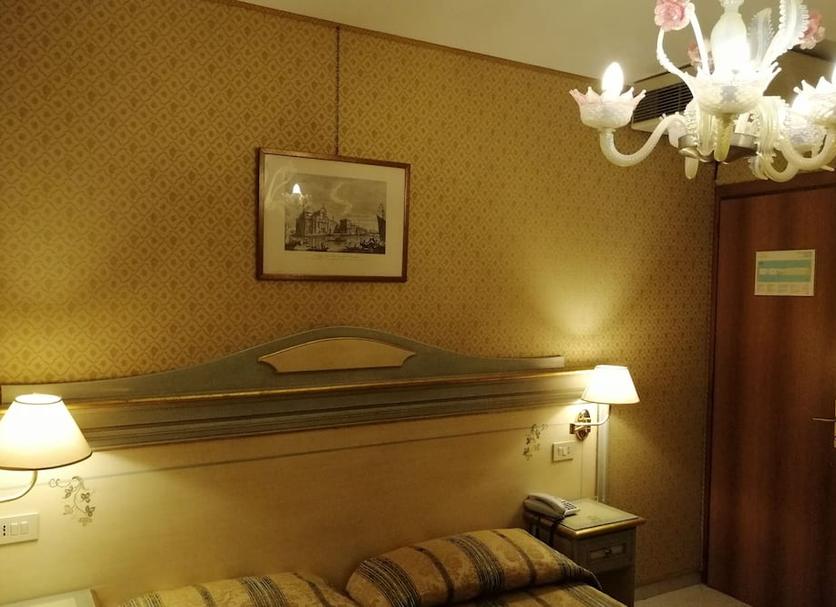 Équipements de la chambre Photo
