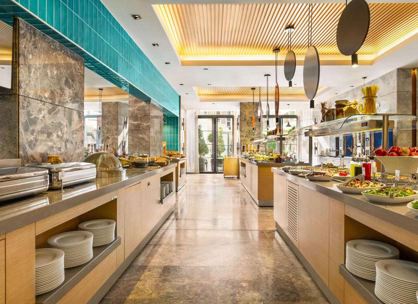 Buffet Photo