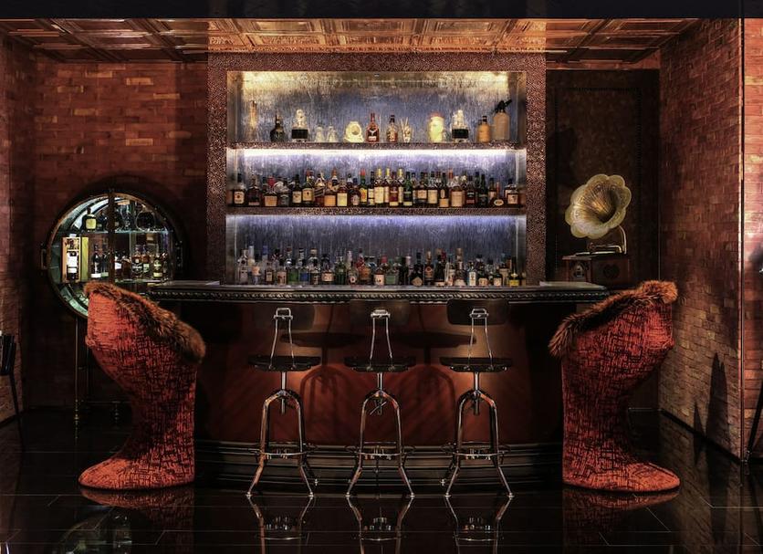 Bar Photo