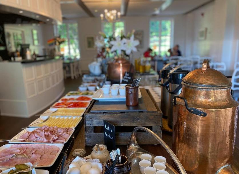 Buffet Photo