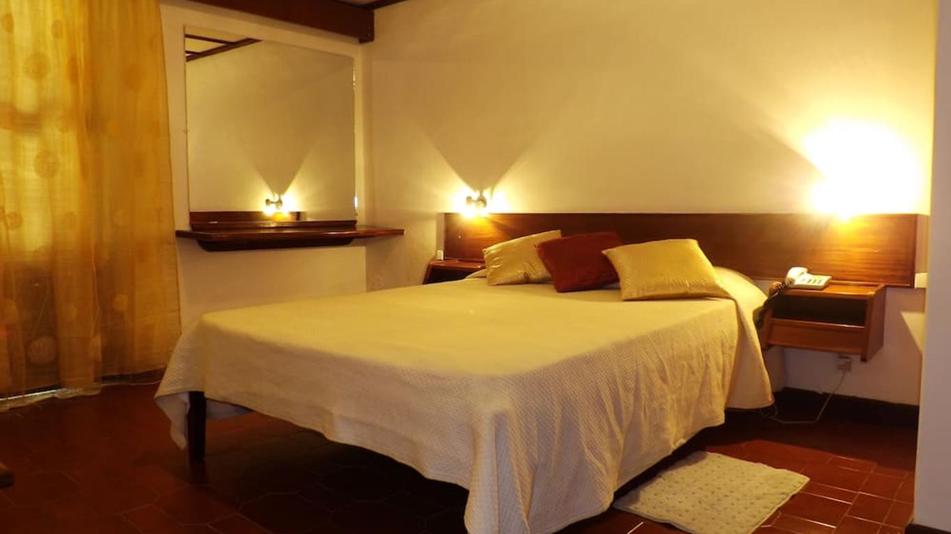 Aparthotel Avenida