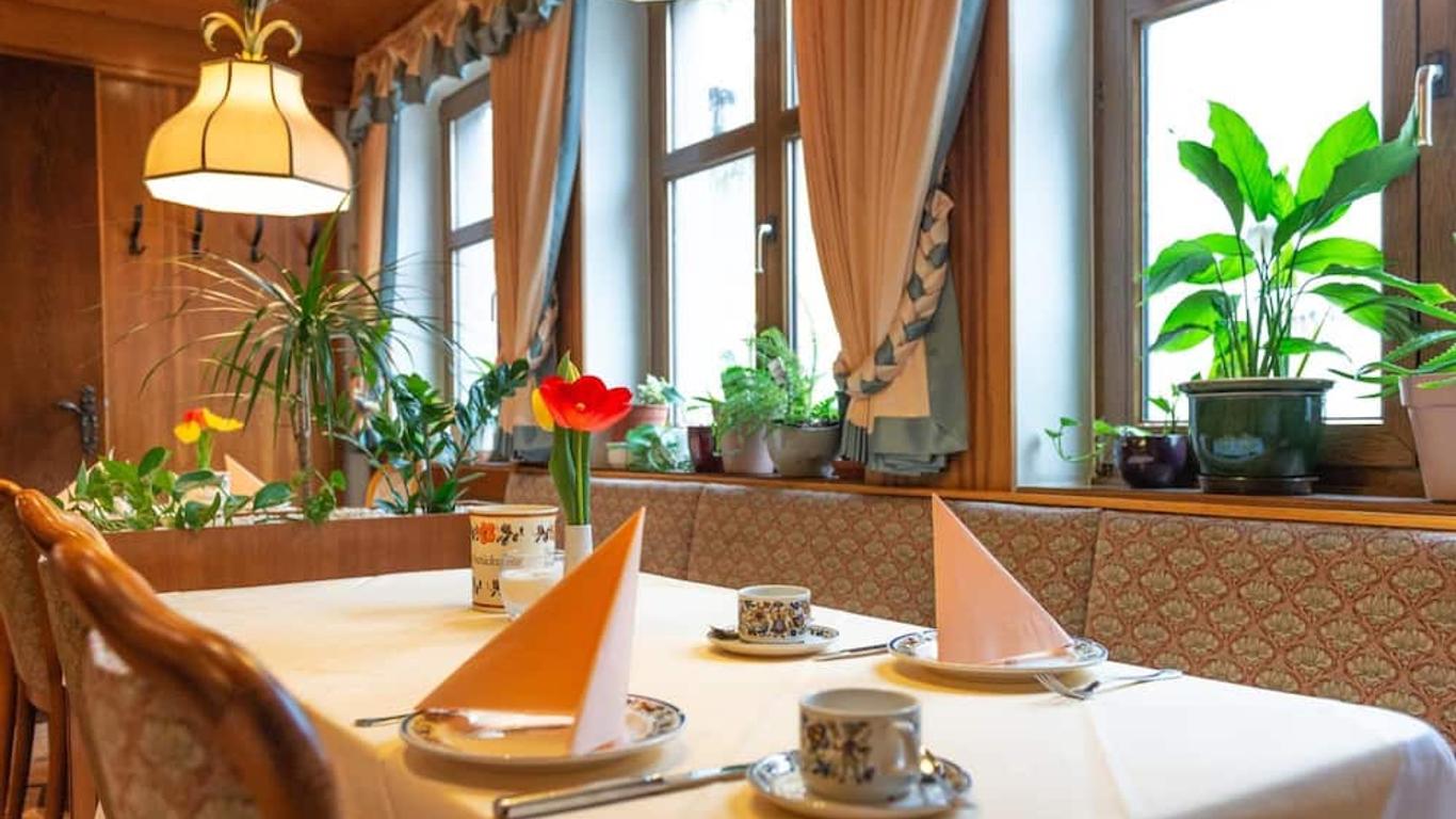 Goldener Schwan Hotel Garni
