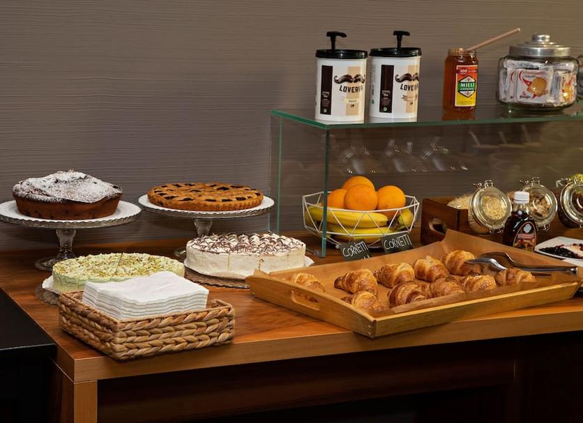 Buffet Photo
