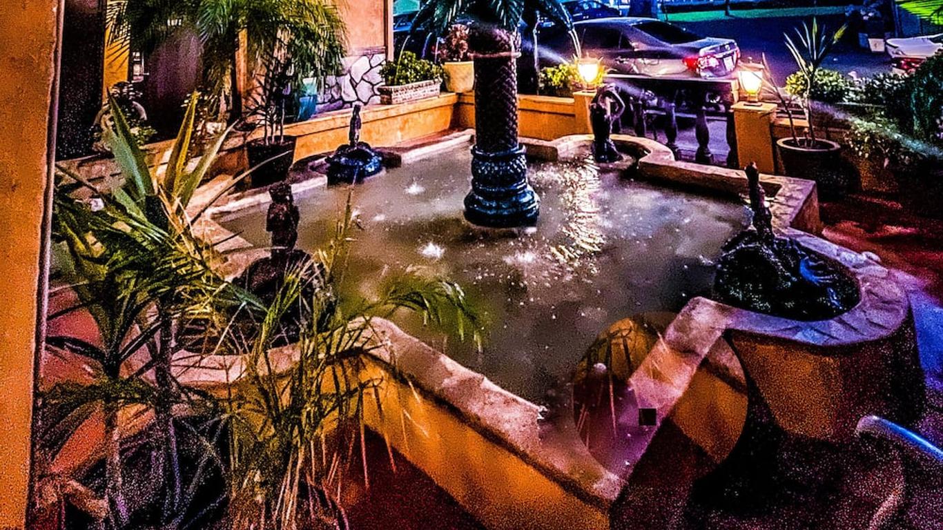 Hotel Baja San Diego