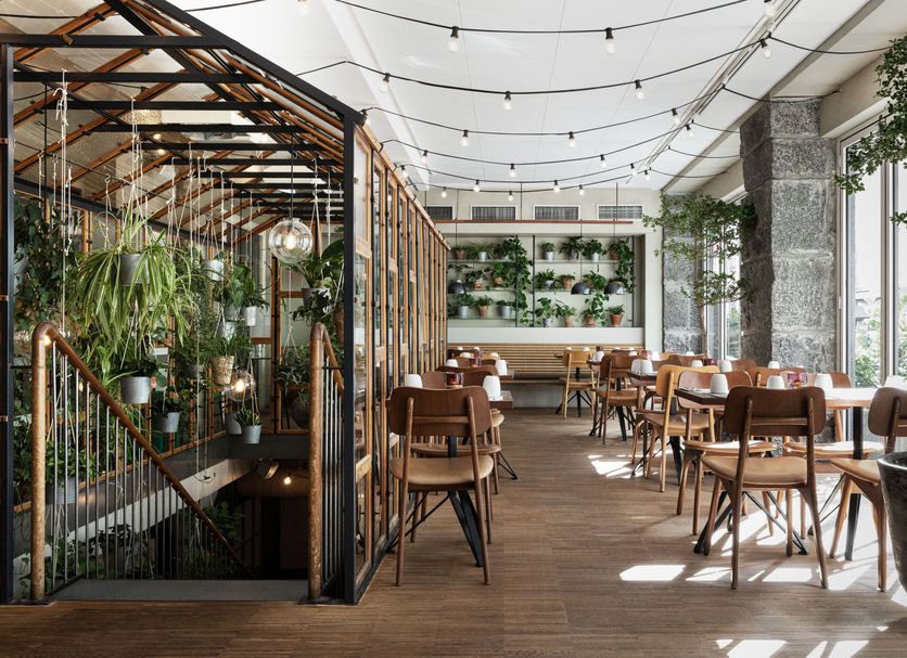 Restaurant Photo