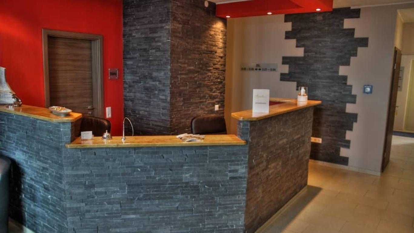 Apado-Hotel Garni