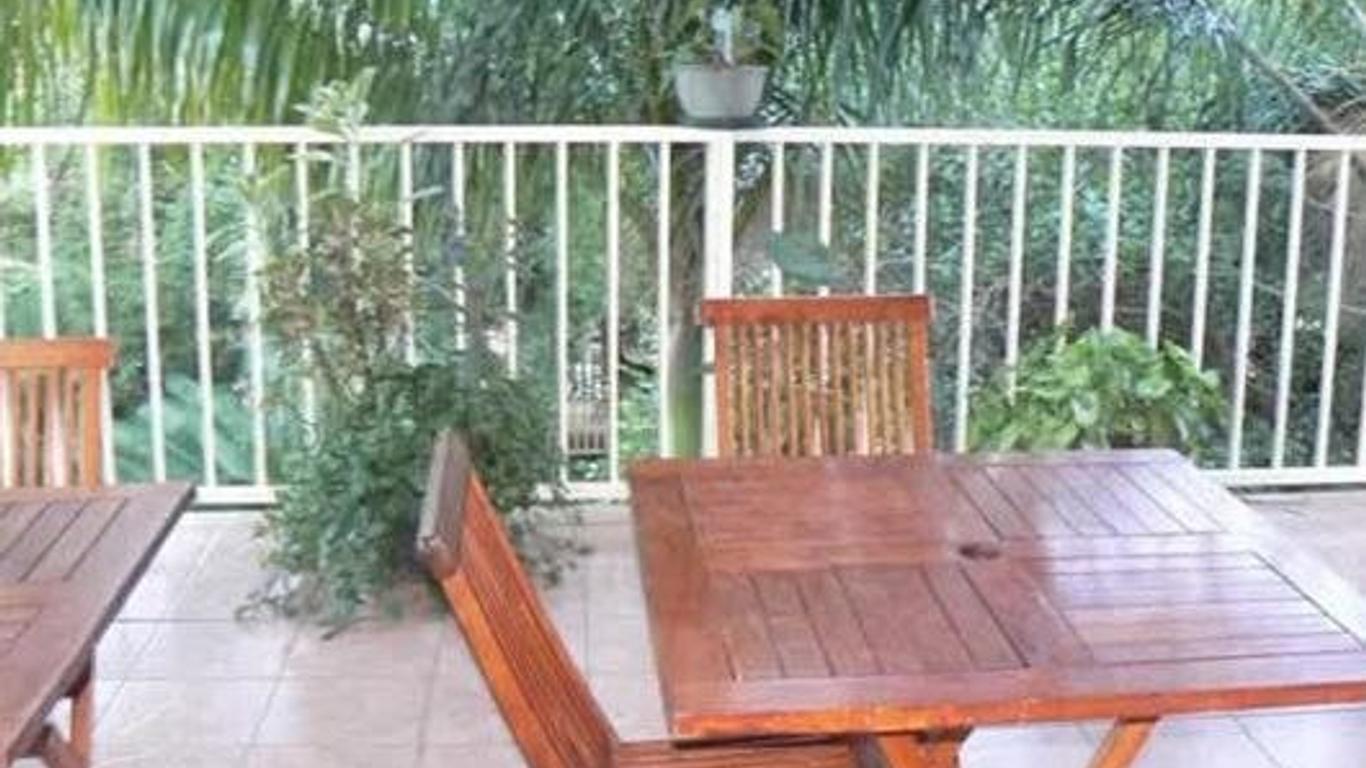Country Link Guest Lodge
