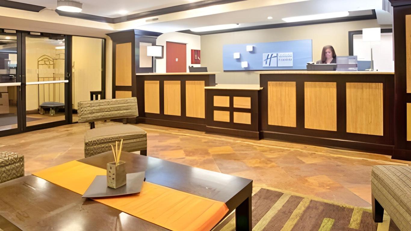 Holiday Inn Express & Suites Wabash