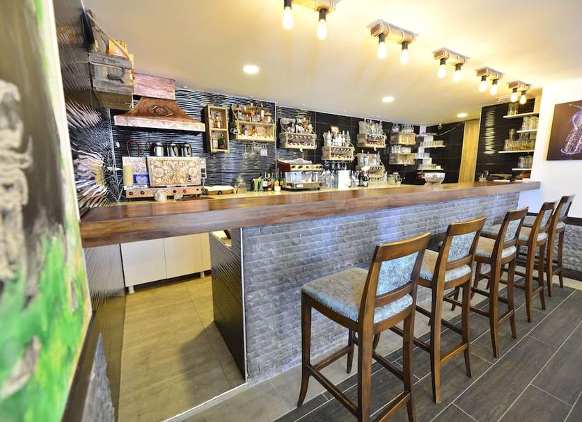 Bar Photo