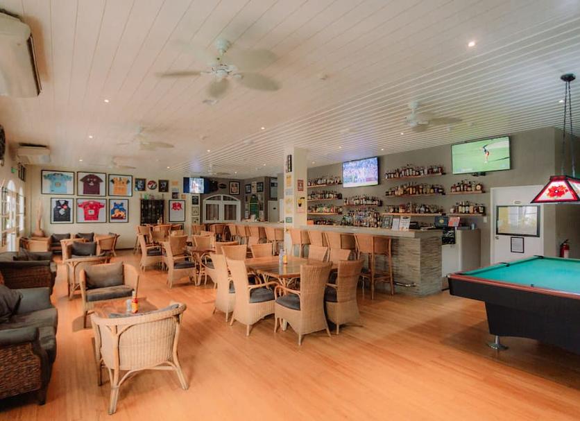 Bar Photo