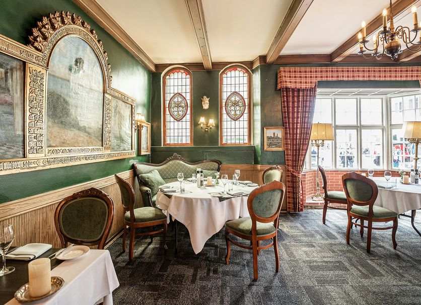 Restaurant Photo