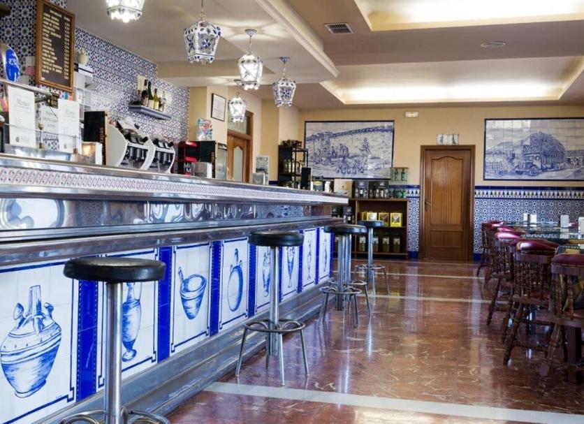 Bar Photo
