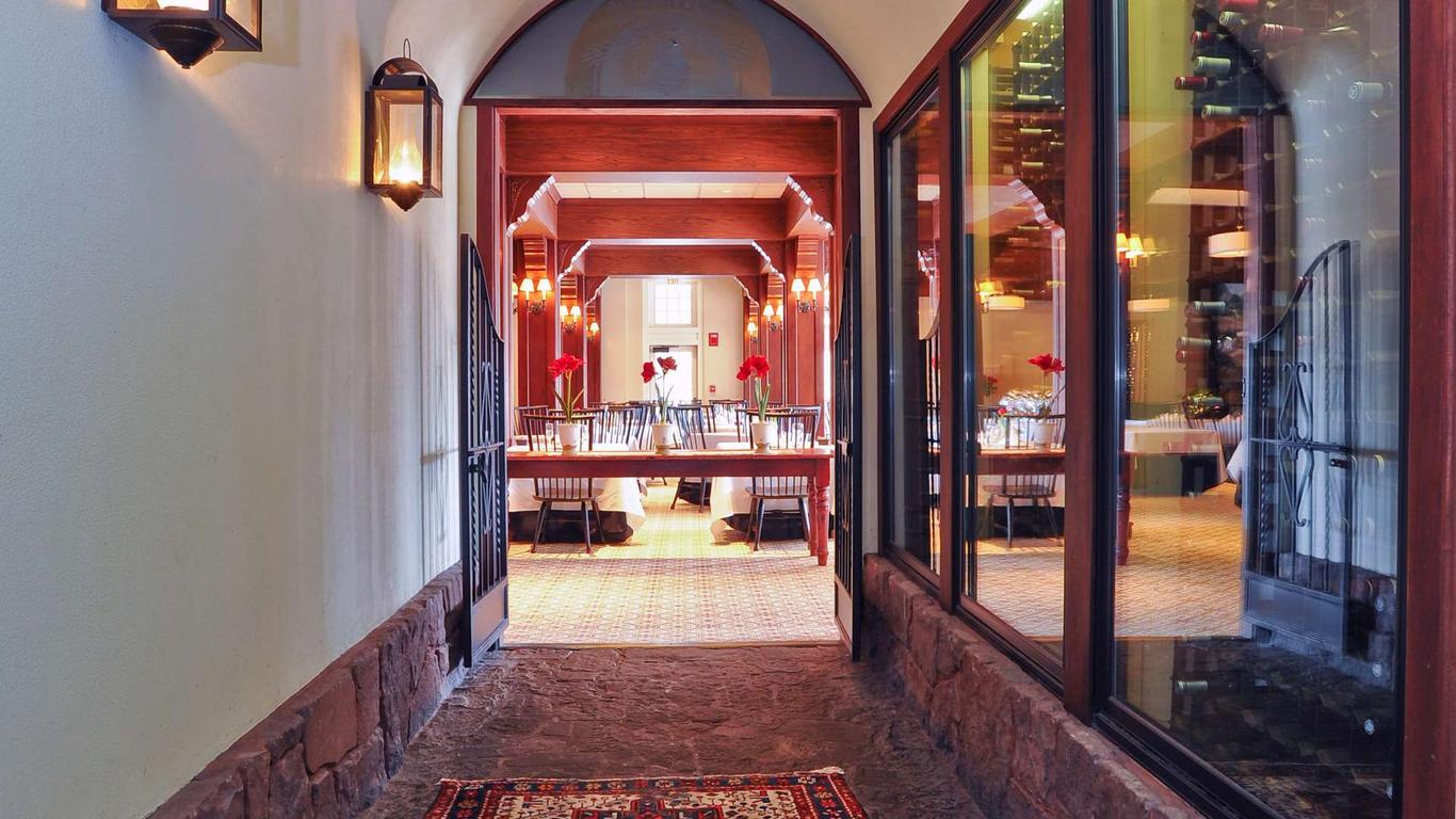 The Simsbury Inn