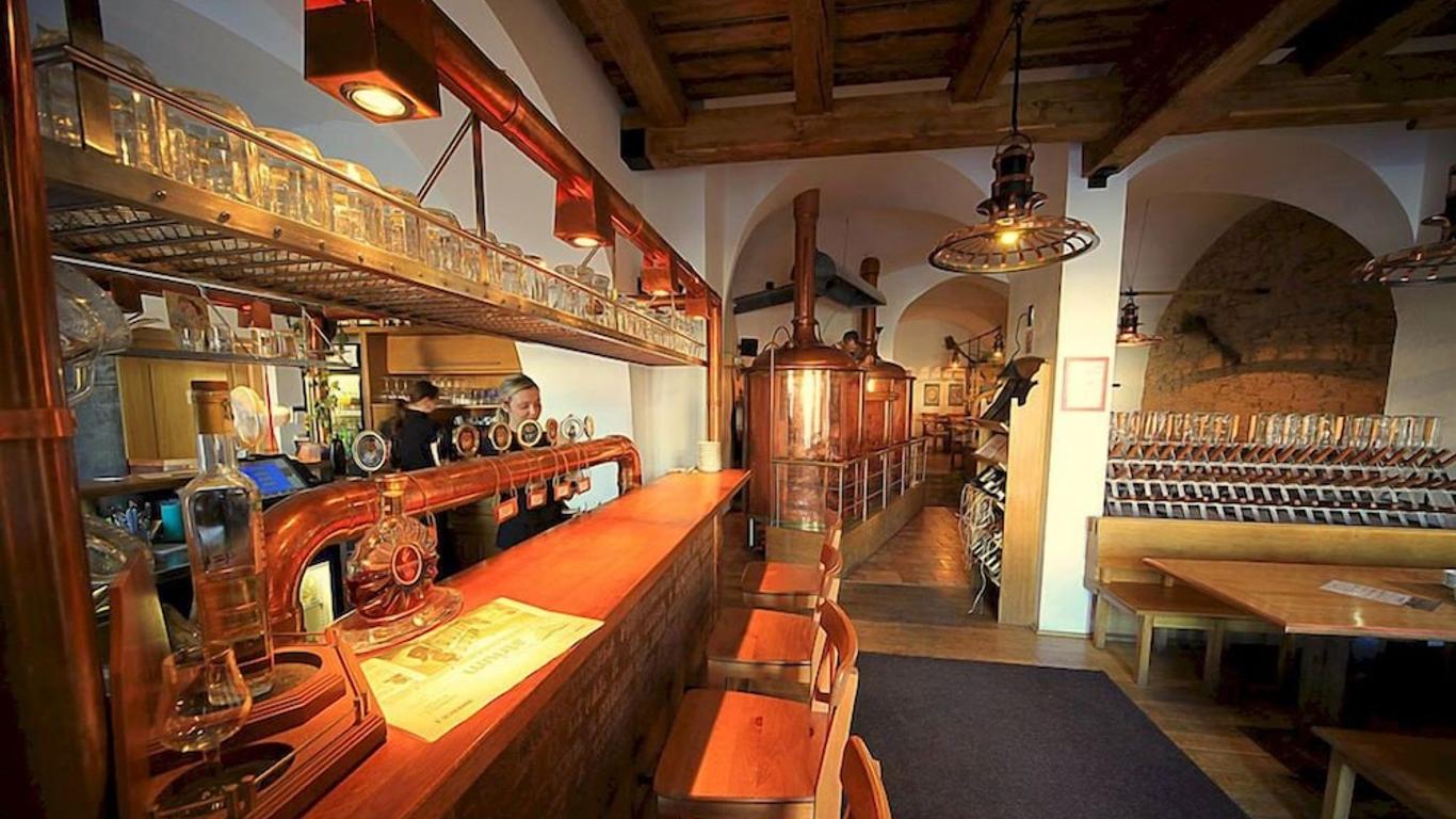 Hotel & Pivovar Cerny Orel