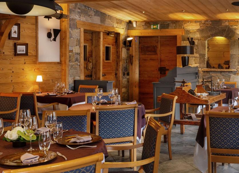 Restaurant Photo