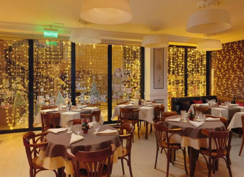 Restaurant Photo