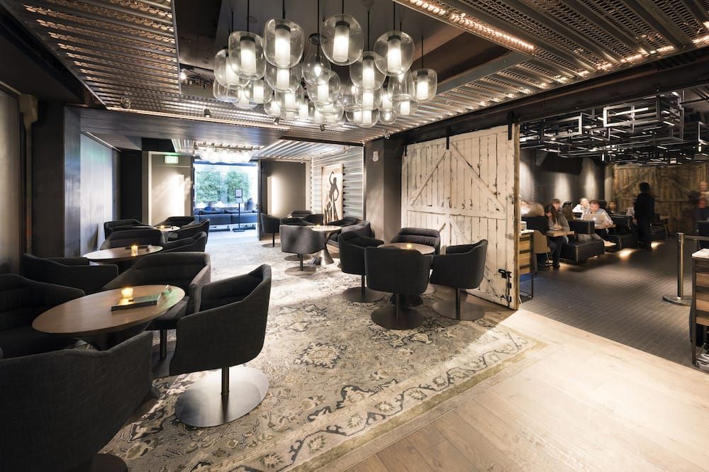 Salon