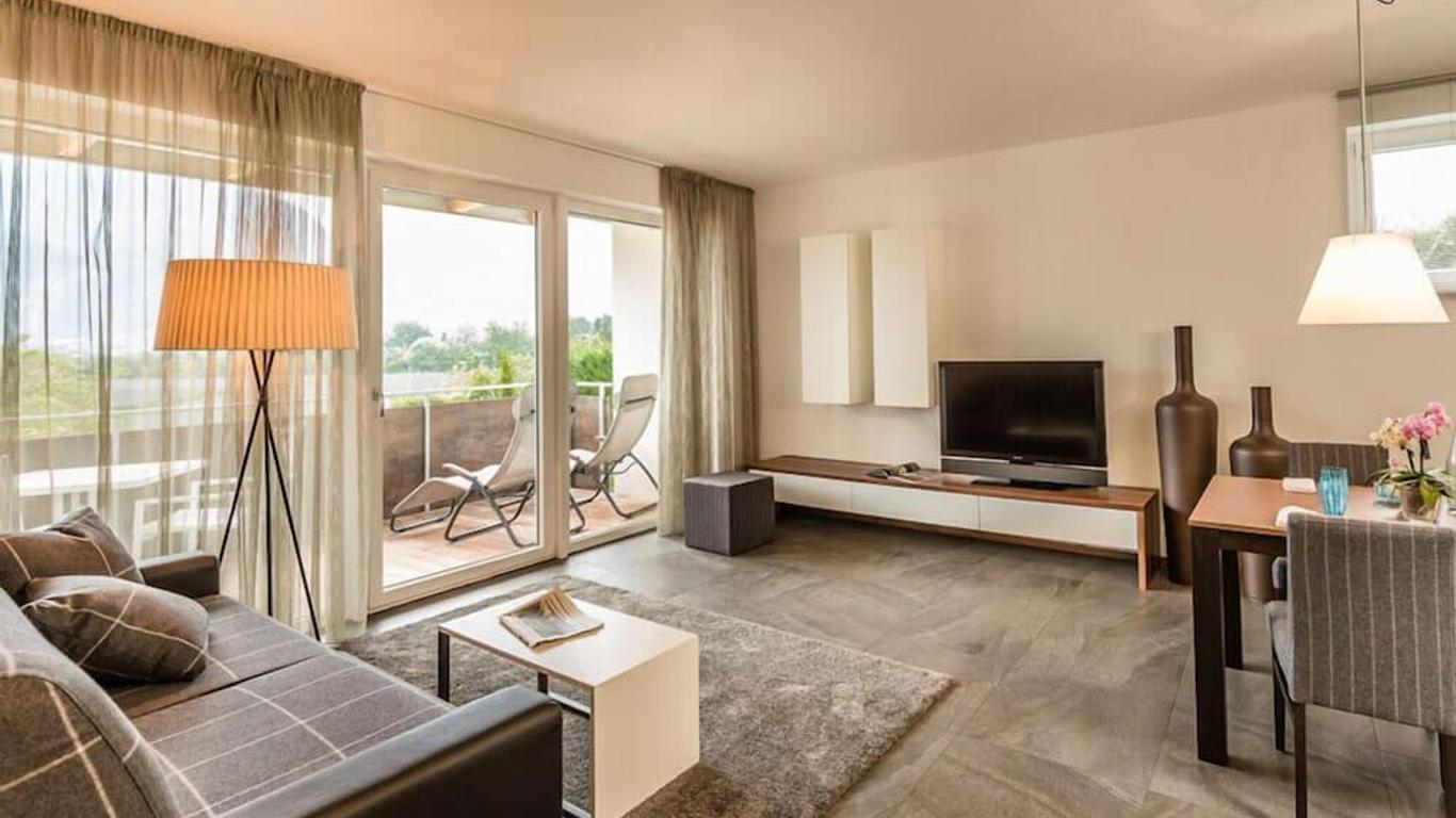 Hidalgo Suites