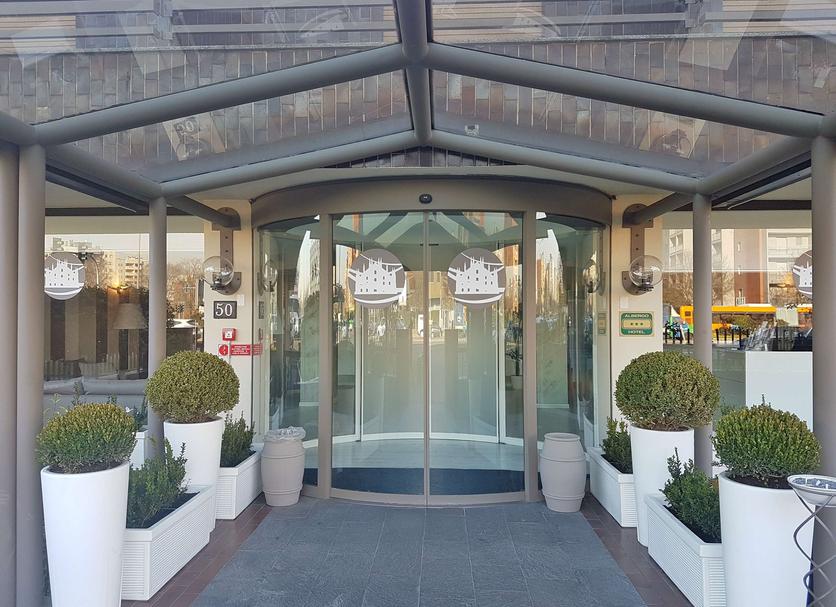 Entrée de l’hôtel Photo