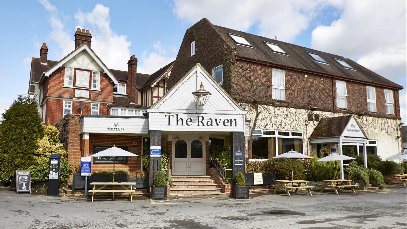 Raven Hotel