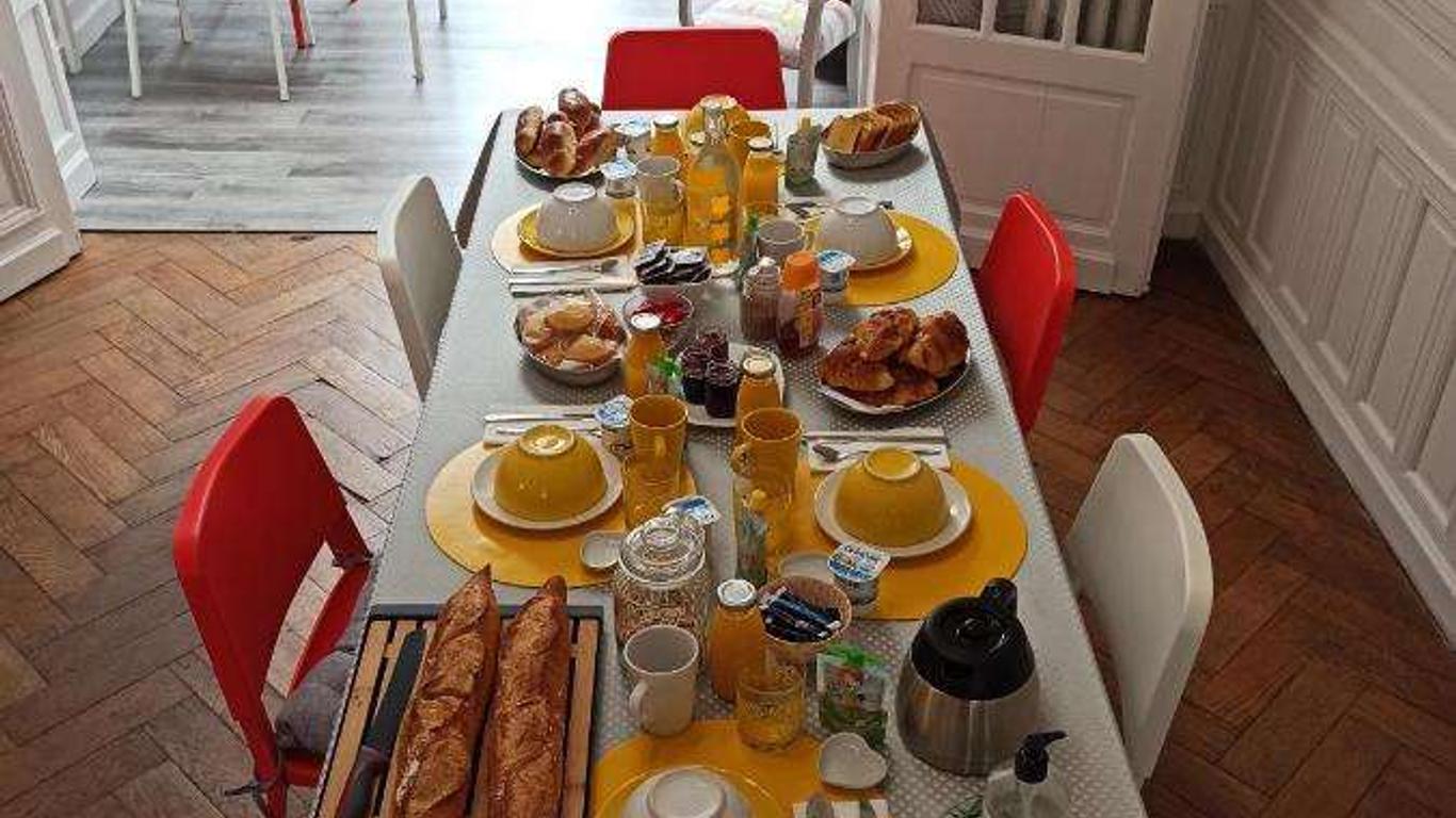 B&B My Art House (Douai Centre)