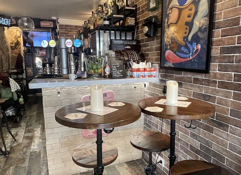 Bar Photo