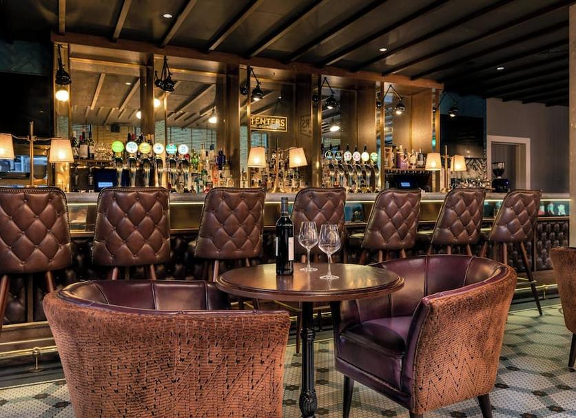 Bar Photo