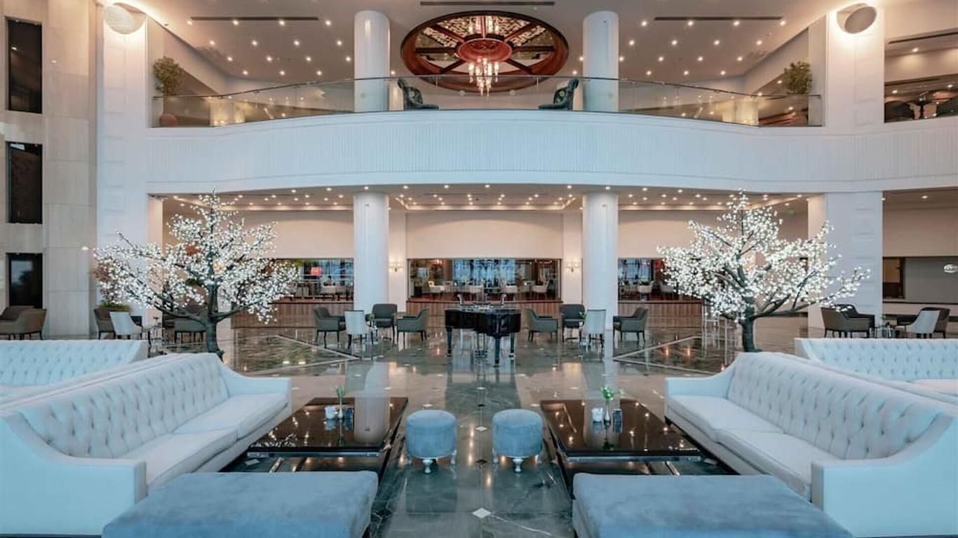 Royal Teos Thermal Resort Clinic & Spa