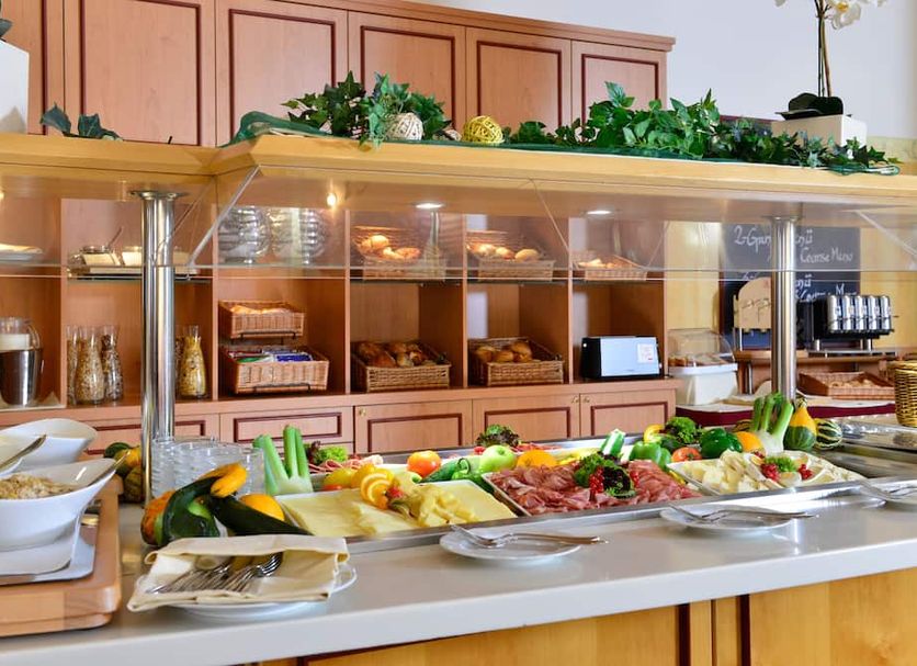 Buffet Photo