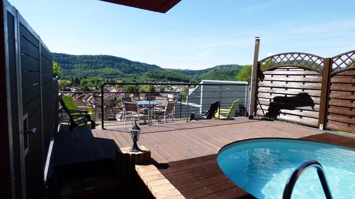 La Colline aux Yeux Doubs