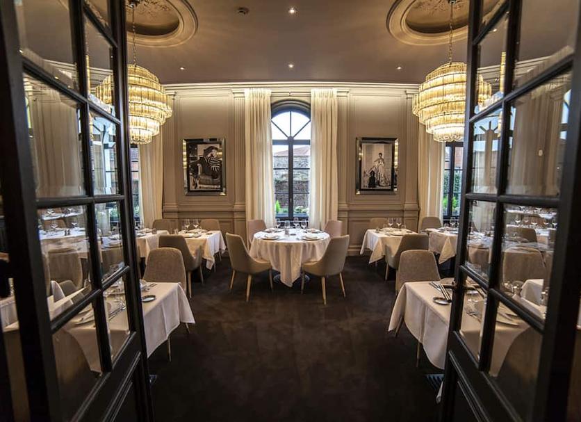 Restaurant Photo
