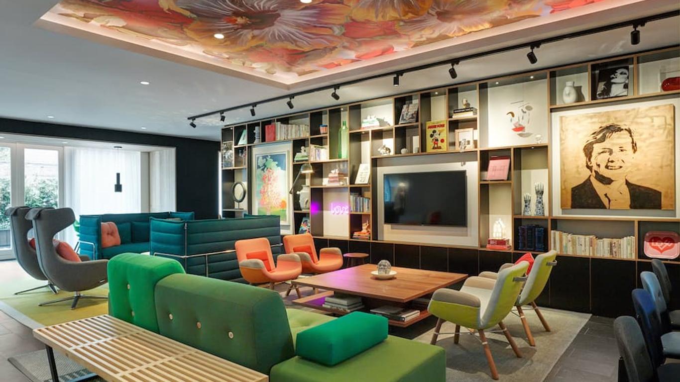 citizenM Amstel Amsterdam