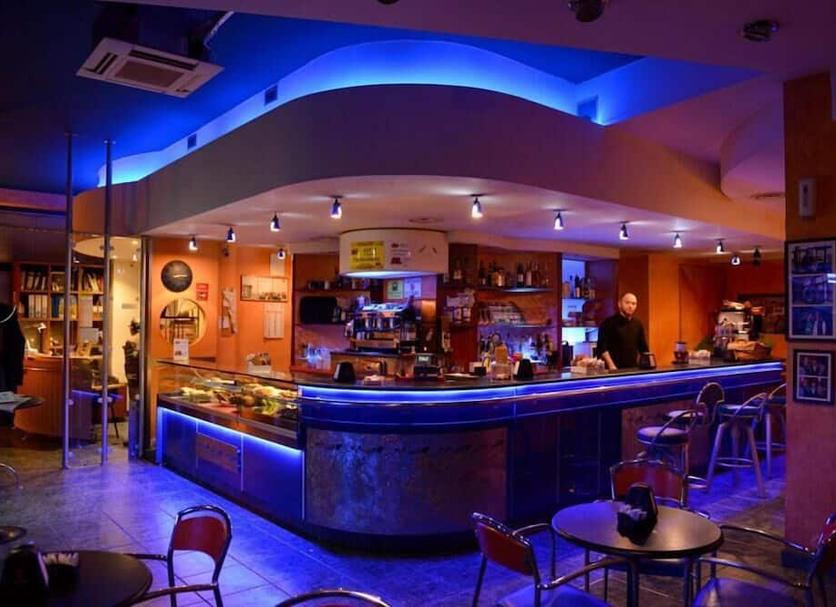 Bar Photo