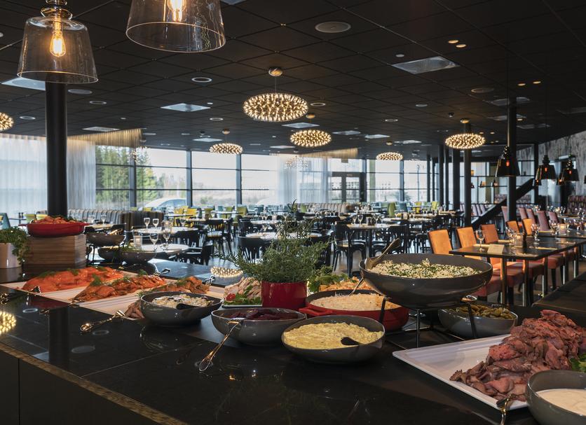 Restaurant Photo