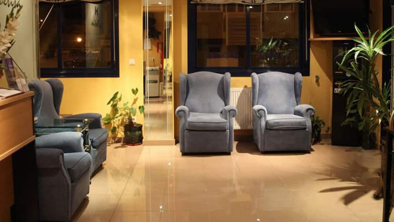 Hostal La Poetisa - Auto Check-In