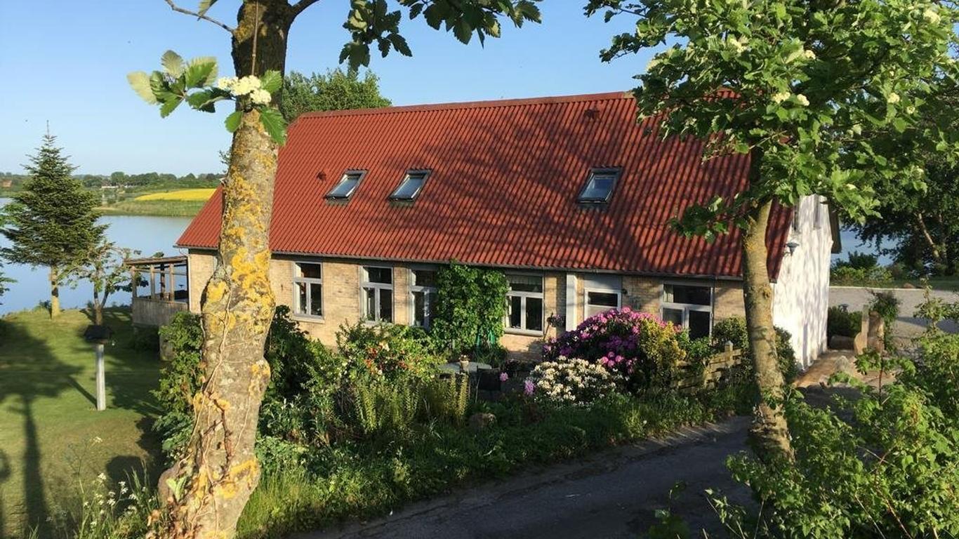 Bøgebjerggård Bed & Breakfast