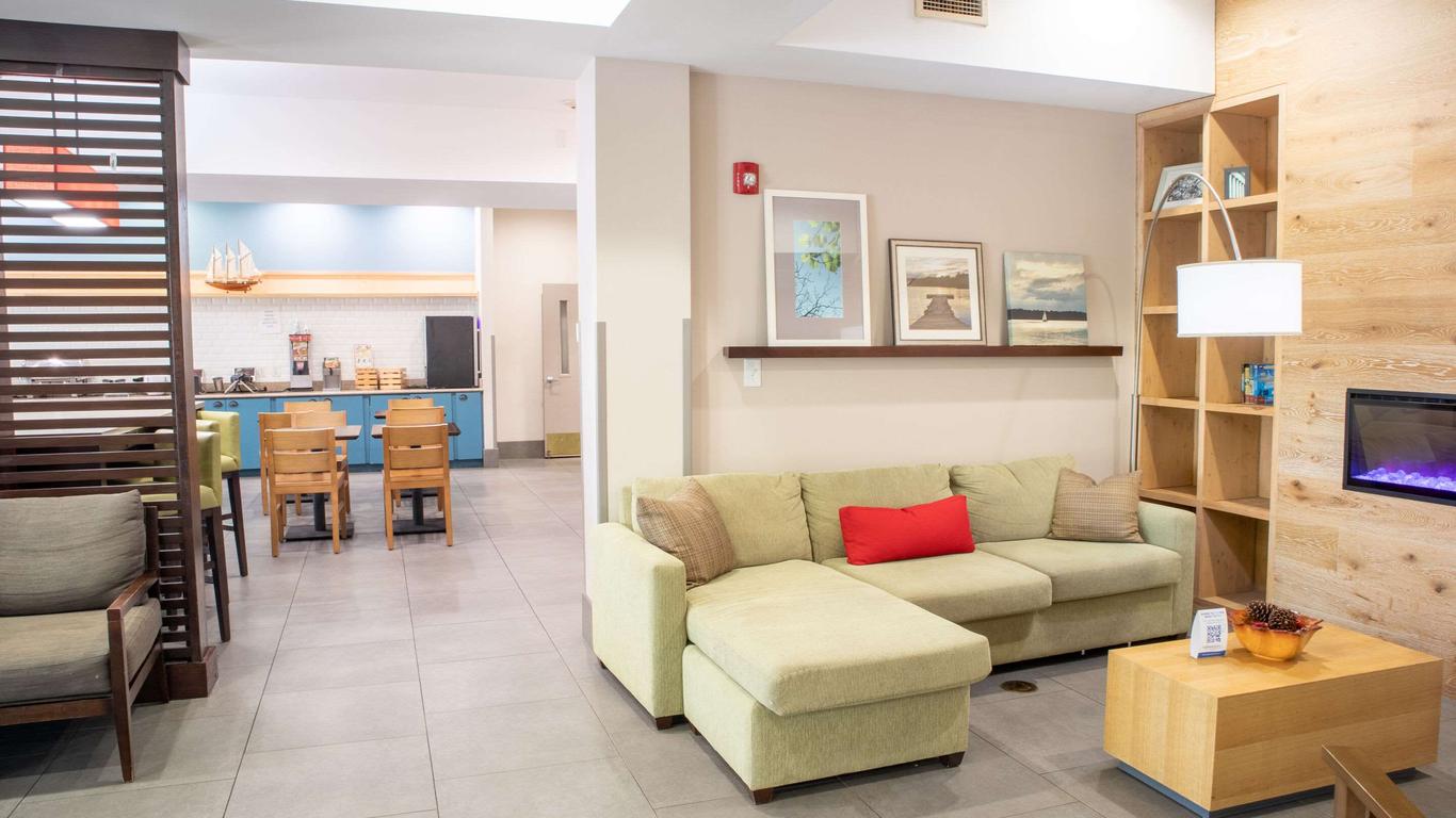 Country Inn & Suites by Radisson,Wilmington, NC