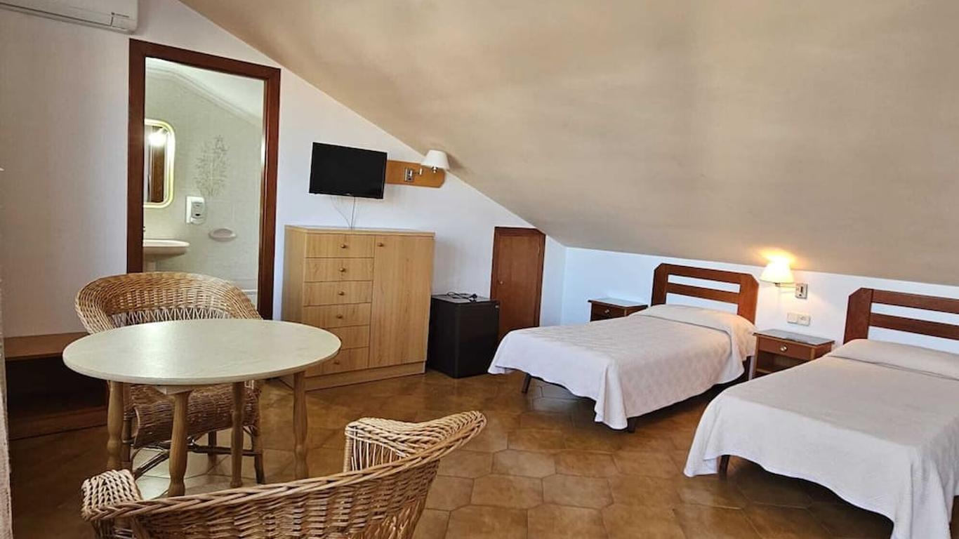 Hotel Blue Spot